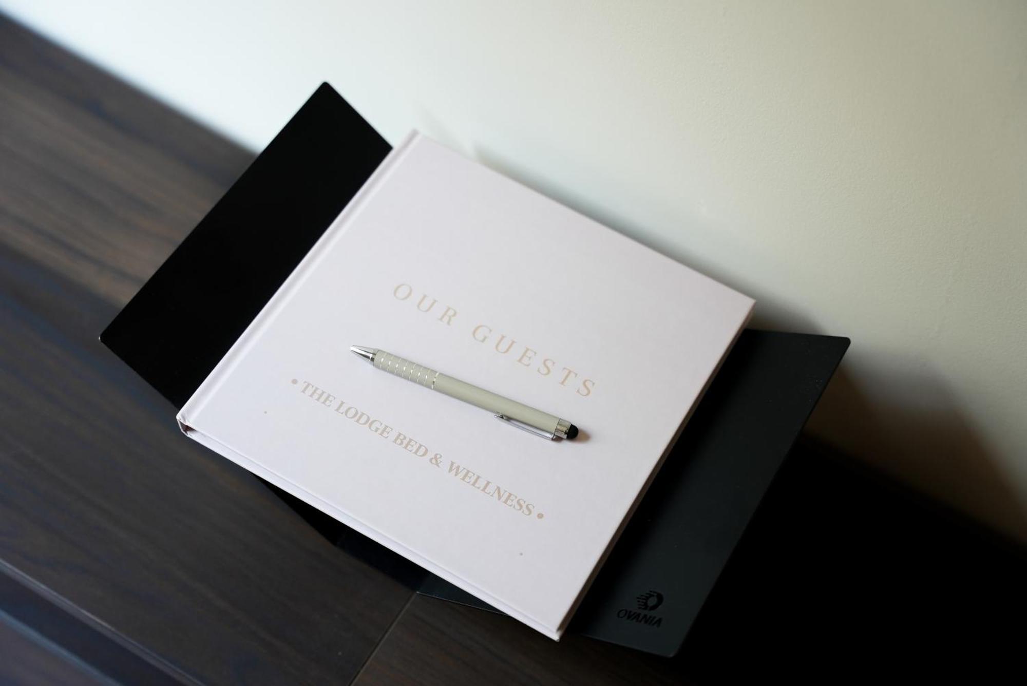 The Lodge Bed & Wellness Oisterwijk Sauna, Jacuzzi, Luxury Moergestel エクステリア 写真