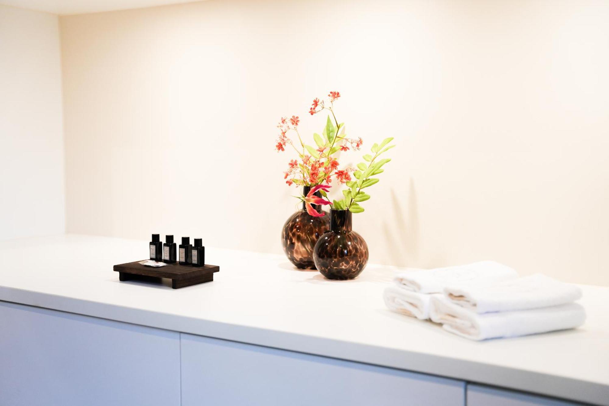 The Lodge Bed & Wellness Oisterwijk Sauna, Jacuzzi, Luxury Moergestel エクステリア 写真